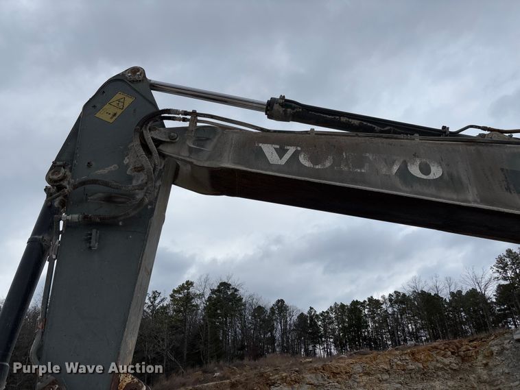 image for item FB3169 2008 Volvo EC210CL excavator