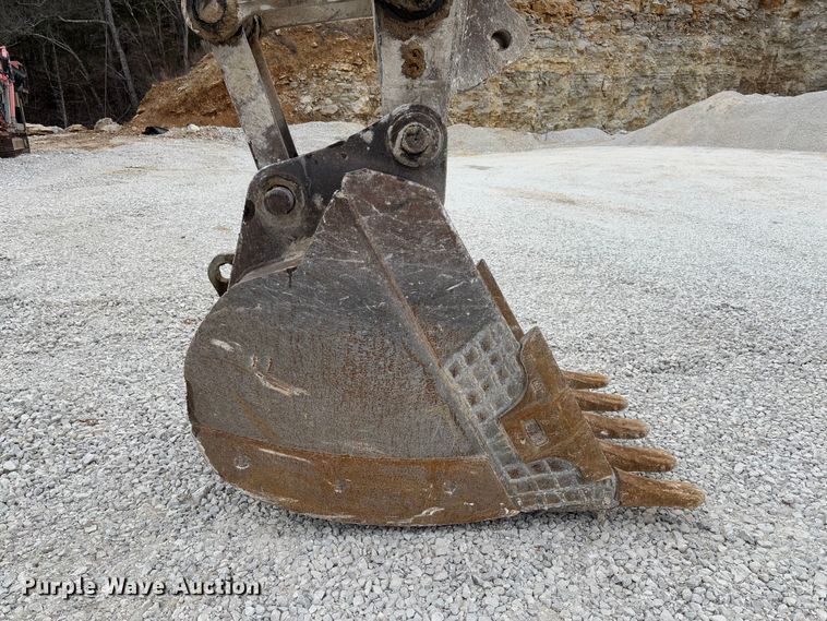 image for item FB3169 2008 Volvo EC210CL excavator