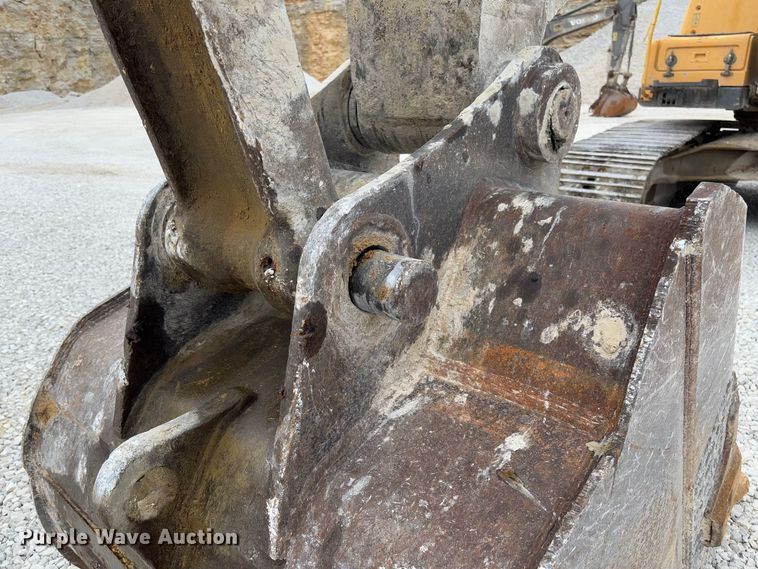 image for item FB3169 2008 Volvo EC210CL excavator