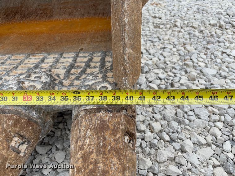 image for item FB3169 2008 Volvo EC210CL excavator