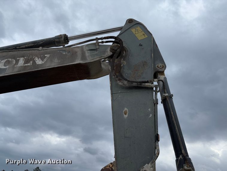 image for item FB3169 2008 Volvo EC210CL excavator