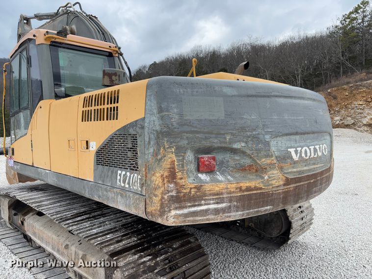 image for item FB3169 2008 Volvo EC210CL excavator