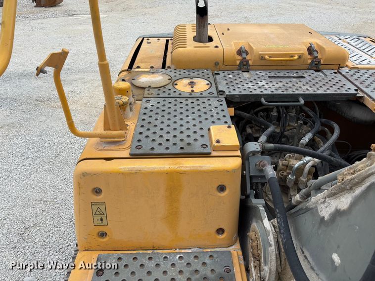 image for item FB3169 2008 Volvo EC210CL excavator