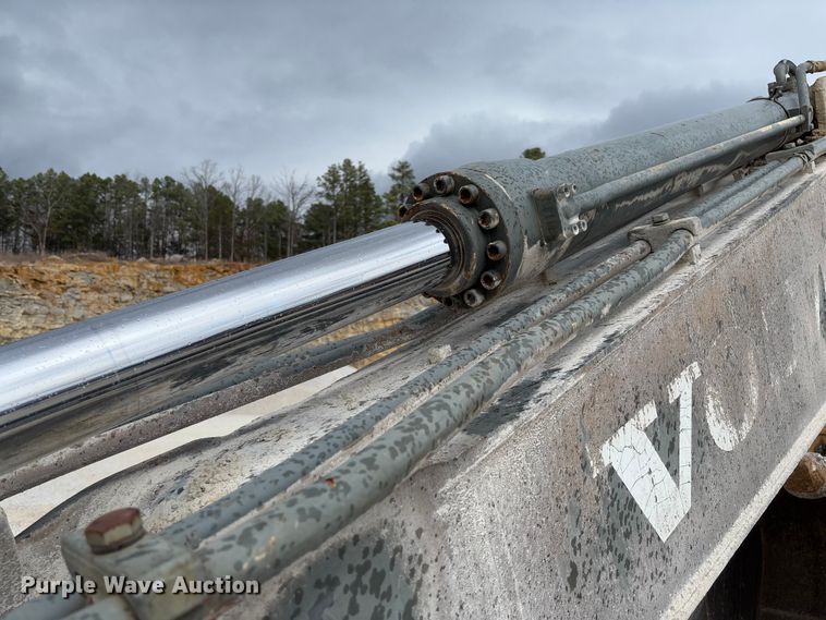 image for item FB3169 2008 Volvo EC210CL excavator