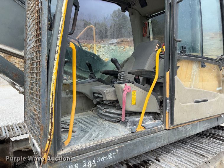 image for item FB3169 2008 Volvo EC210CL excavator