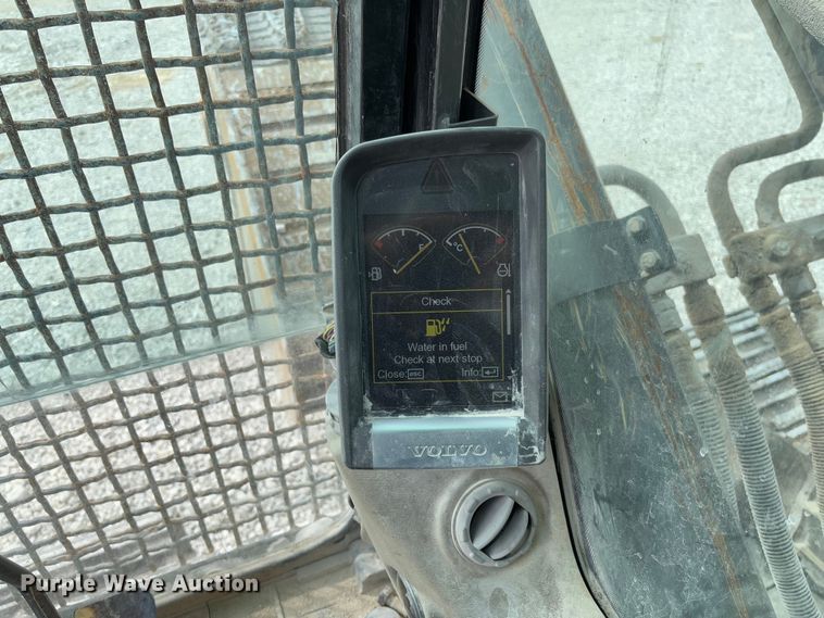 image for item FB3169 2008 Volvo EC210CL excavator