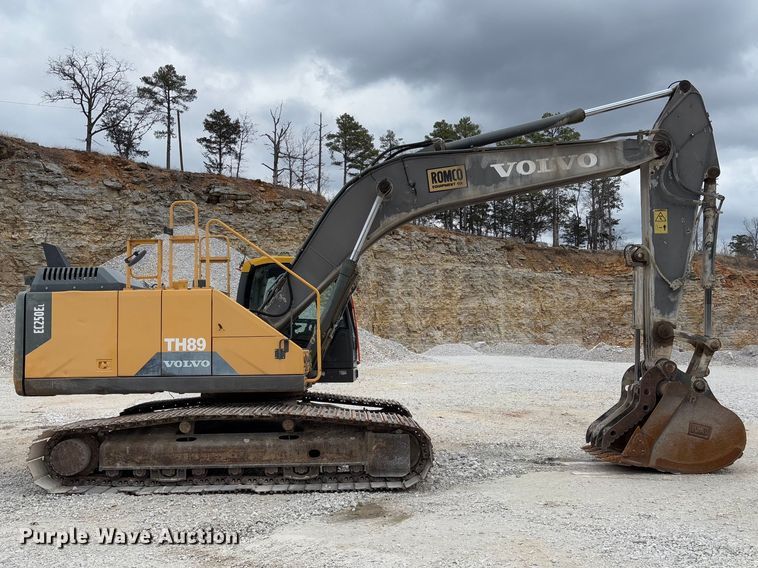 image for item FB3170 2015 Volvo EC250EL excavator