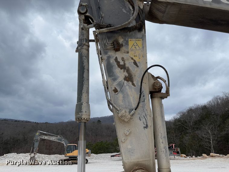 image for item FB3170 2015 Volvo EC250EL excavator