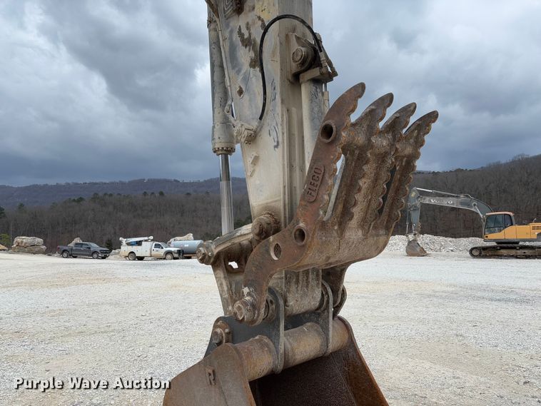 image for item FB3170 2015 Volvo EC250EL excavator