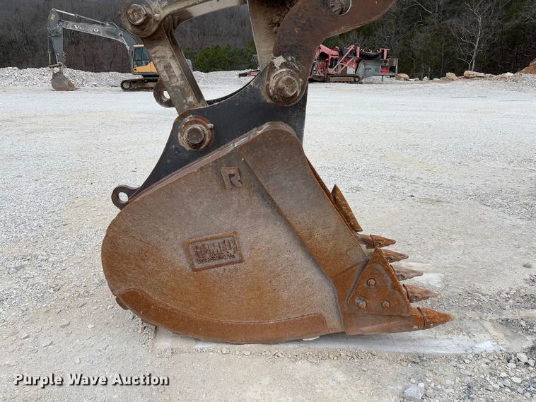 image for item FB3170 2015 Volvo EC250EL excavator