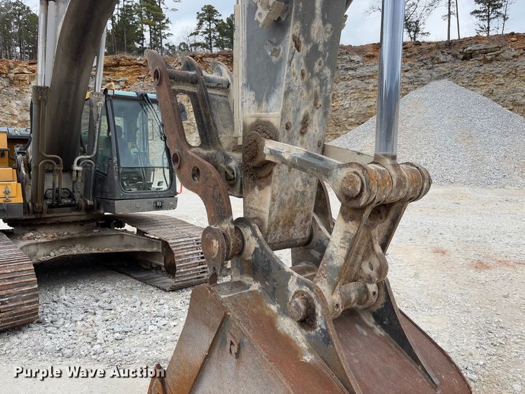 image for item FB3170 2015 Volvo EC250EL excavator