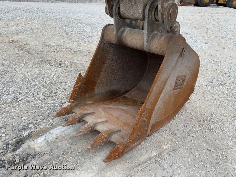 image for item FB3170 2015 Volvo EC250EL excavator