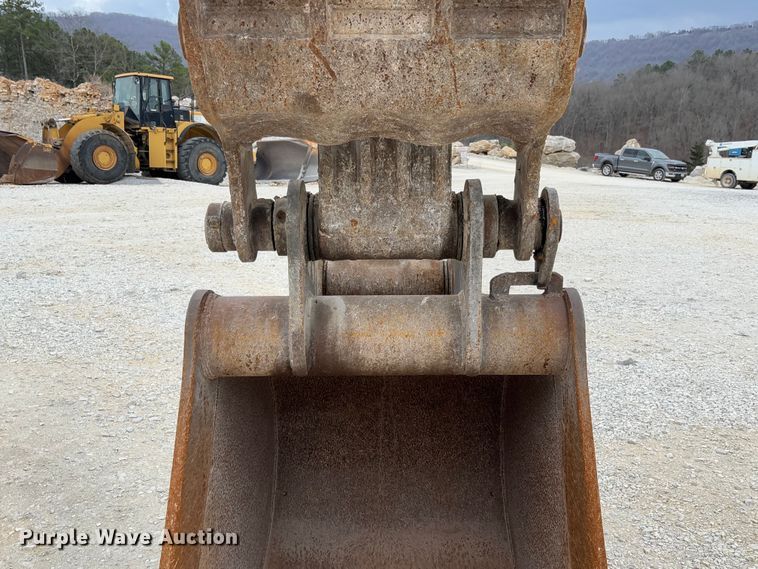 image for item FB3170 2015 Volvo EC250EL excavator