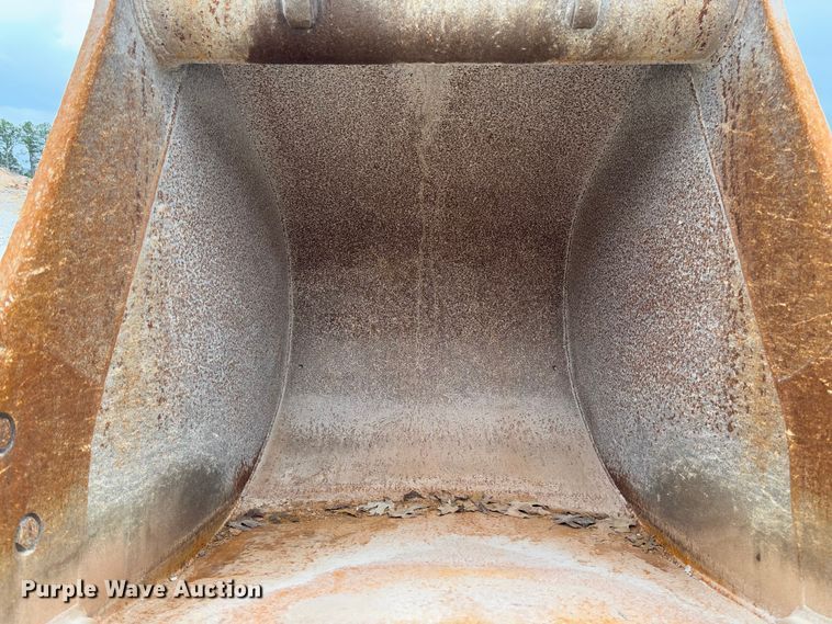 image for item FB3170 2015 Volvo EC250EL excavator