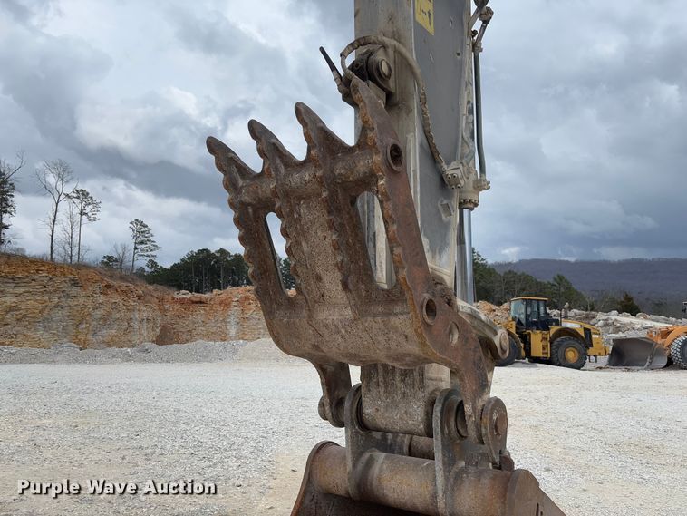 image for item FB3170 2015 Volvo EC250EL excavator