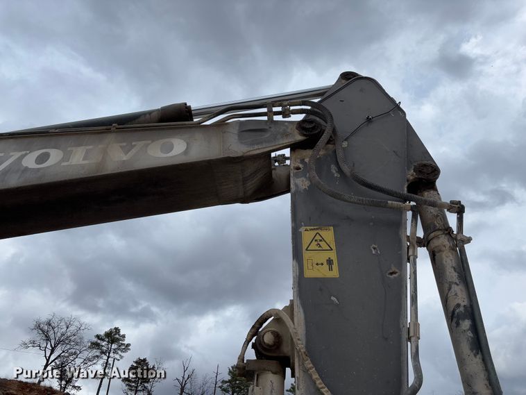 image for item FB3170 2015 Volvo EC250EL excavator