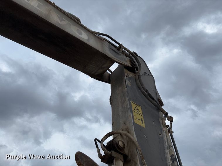 image for item FB3170 2015 Volvo EC250EL excavator