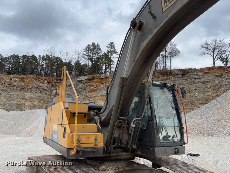 image for item FB3170 2015 Volvo EC250EL excavator