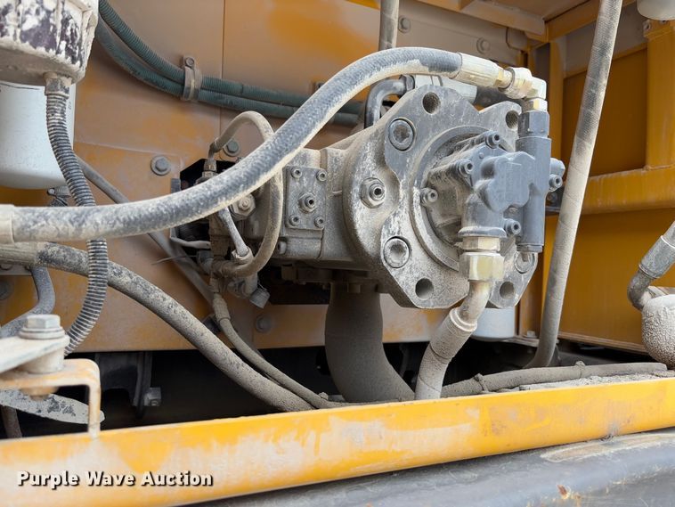 image for item FB3170 2015 Volvo EC250EL excavator