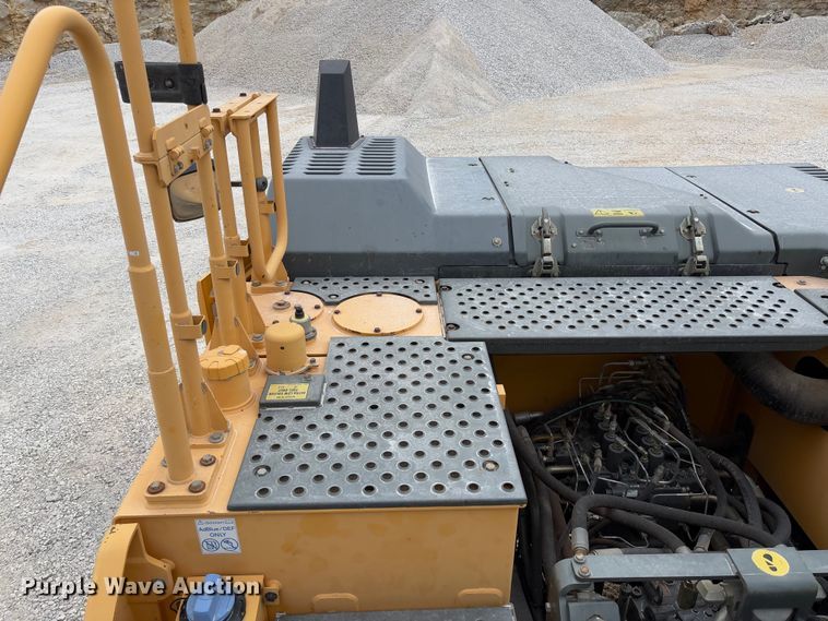 image for item FB3170 2015 Volvo EC250EL excavator