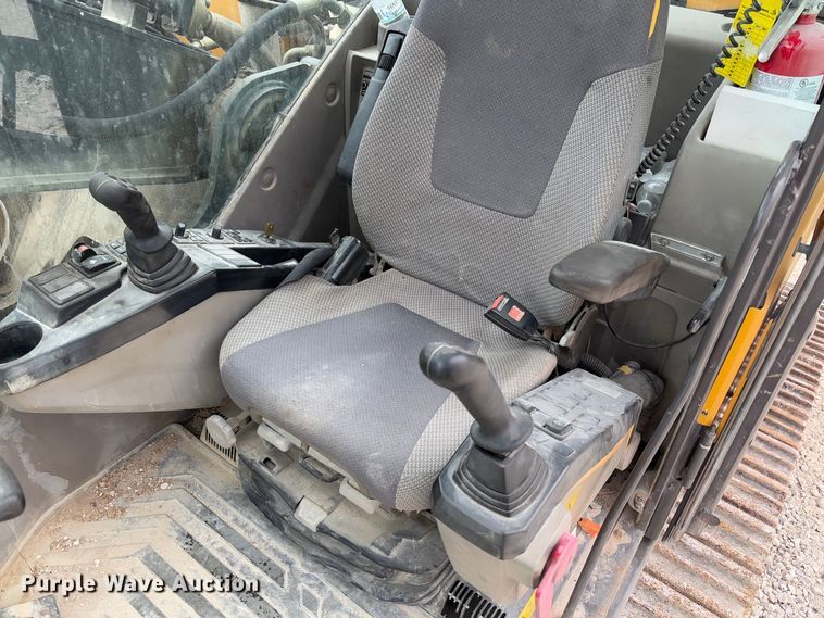 image for item FB3170 2015 Volvo EC250EL excavator