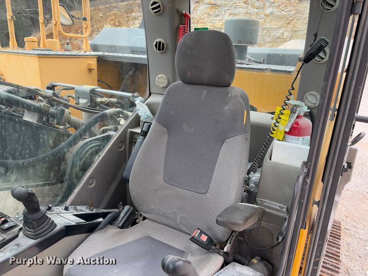 image for item FB3170 2015 Volvo EC250EL excavator