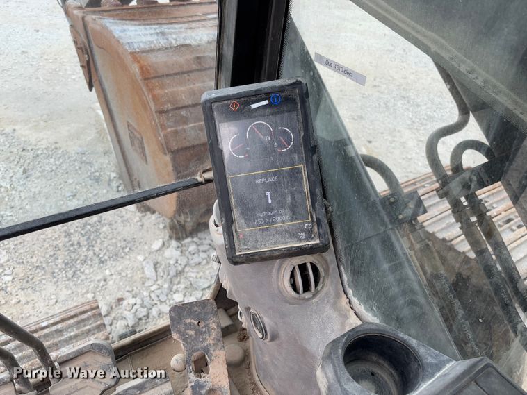 image for item FB3170 2015 Volvo EC250EL excavator