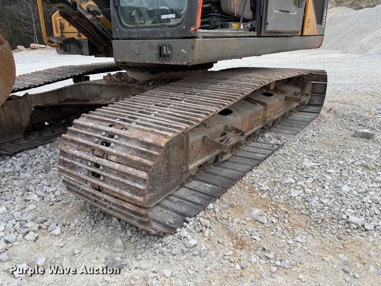 image for item FB3170 2015 Volvo EC250EL excavator