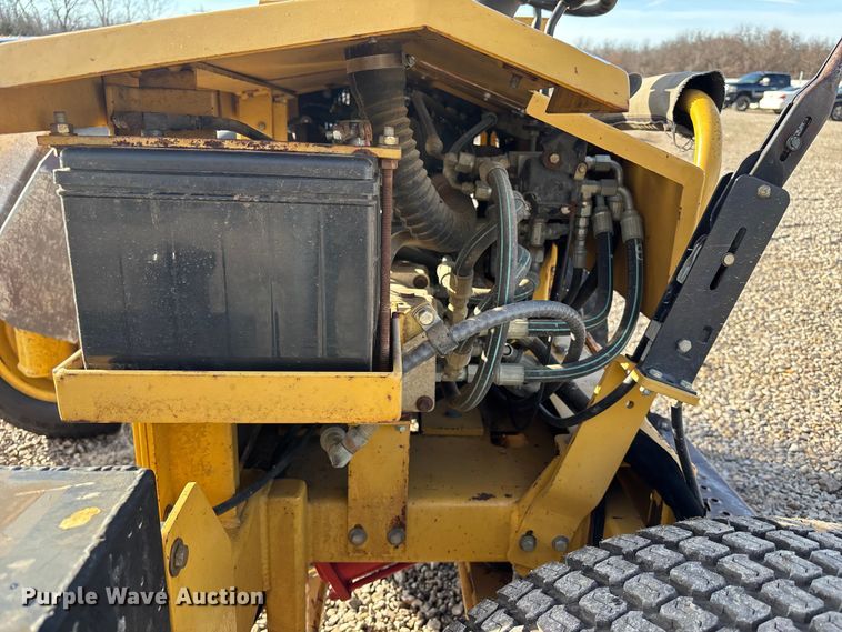 image for item FB3514 Magnum M4226D sod installer