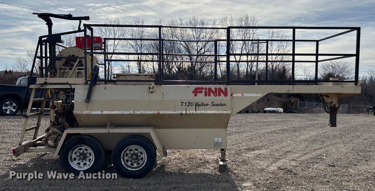 image for item FB3515 2005 Finn T-120-GN-II hydroseeder