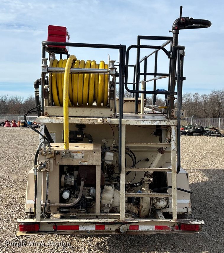 image for item FB3515 2005 Finn T-120-GN-II hydroseeder