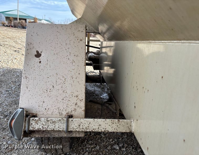 image for item FB3515 2005 Finn T-120-GN-II hydroseeder