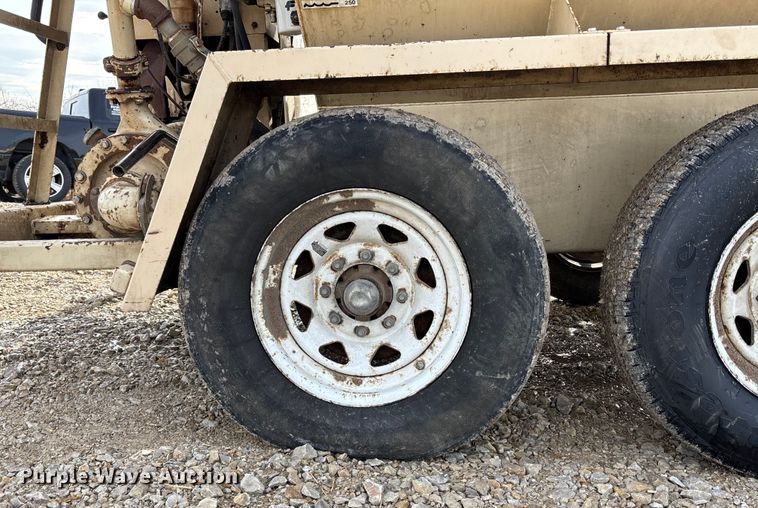 image for item FB3515 2005 Finn T-120-GN-II hydroseeder