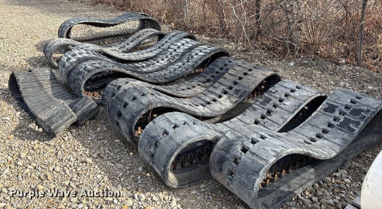 image for item FB3516 (4) sets of tracks