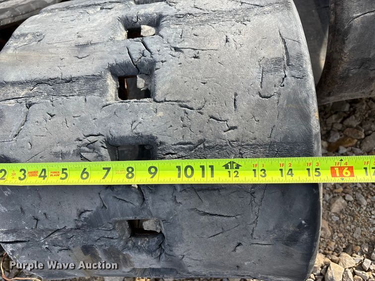 image for item FB3516 (4) sets of tracks