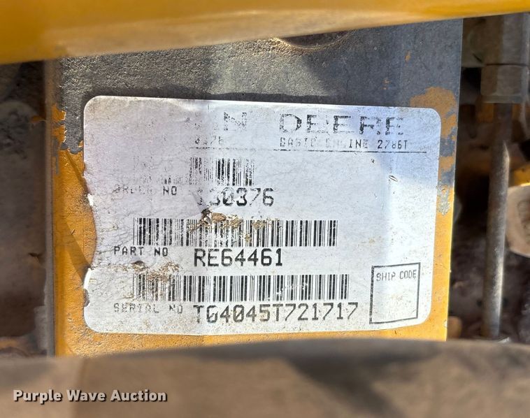 image for item FB3520 1997 John Deere 120 excavator