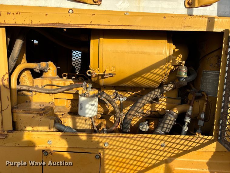 image for item FB3523 Caterpillar D6D dozer