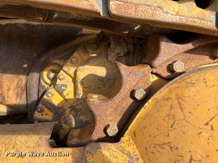 image for item FB3523 Caterpillar D6D dozer