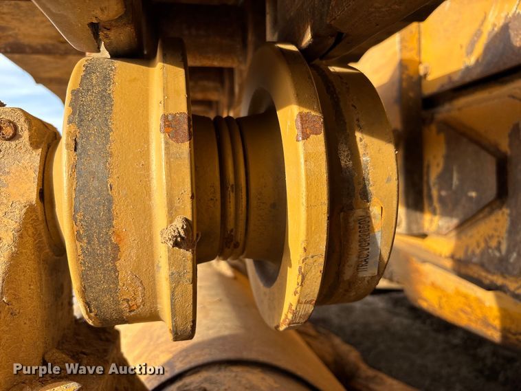 image for item FB3523 Caterpillar D6D dozer