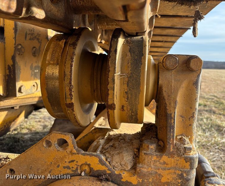 image for item FB3523 Caterpillar D6D dozer