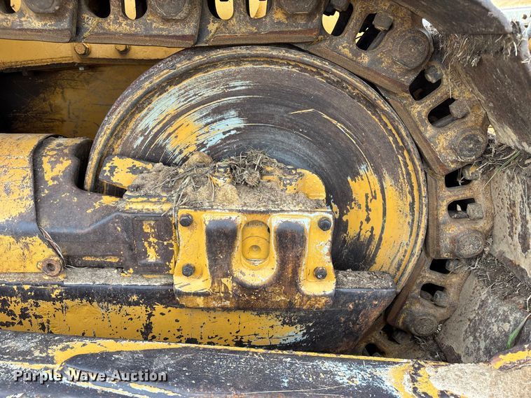 image for item FB3523 Caterpillar D6D dozer