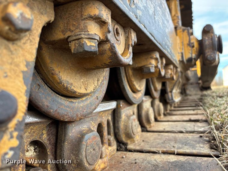 image for item FB3523 Caterpillar D6D dozer