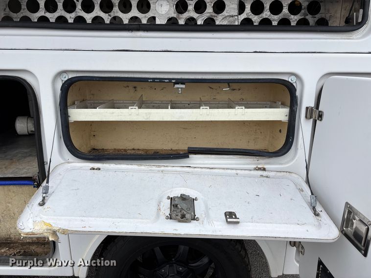 image for item FB3538 2013 Ford F350 utility bed pickup truck
