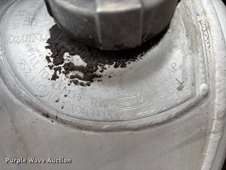 image for item FB3547 2007 Sterling Acterra fuel / lube truck