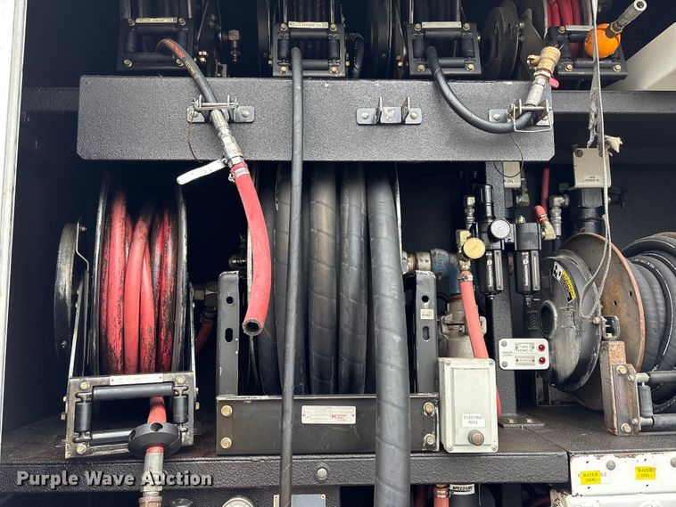 image for item FB3547 2007 Sterling Acterra fuel / lube truck