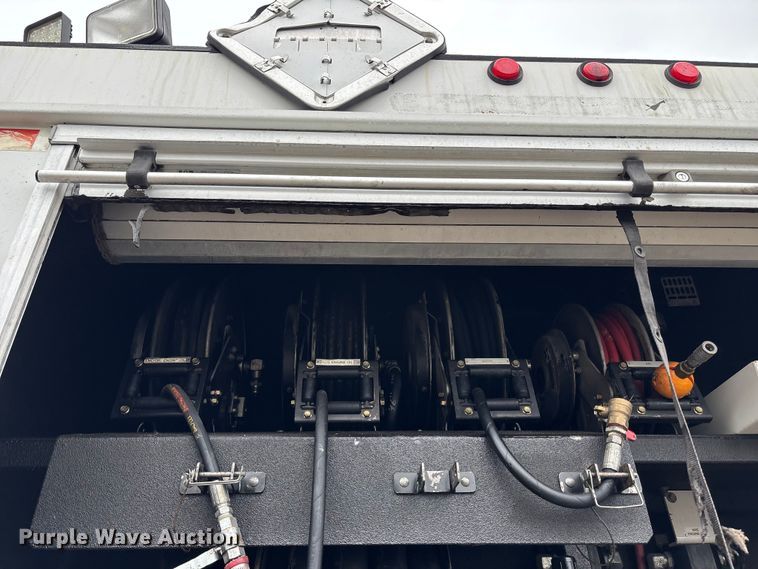 image for item FB3547 2007 Sterling Acterra fuel / lube truck