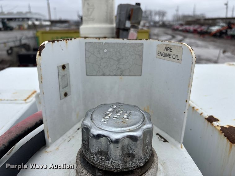 image for item FB3547 2007 Sterling Acterra fuel / lube truck