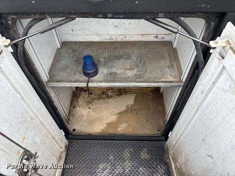 image for item FB3547 2007 Sterling Acterra fuel / lube truck