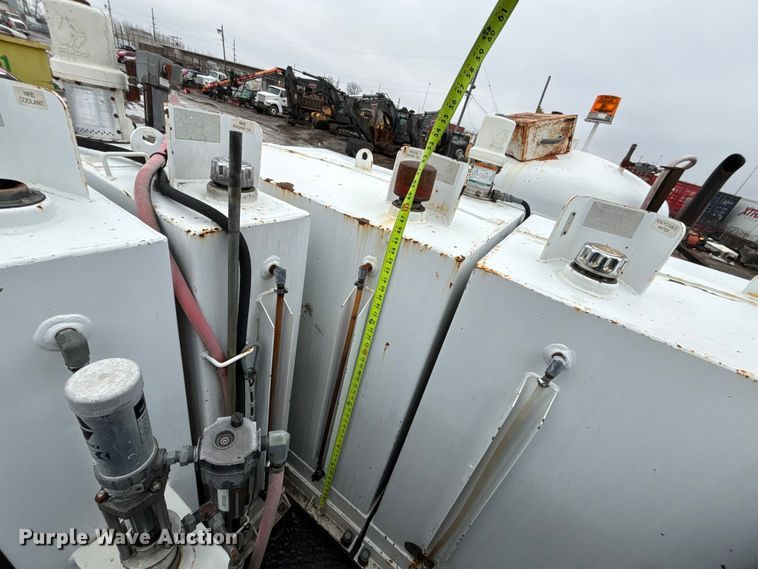 image for item FB3547 2007 Sterling Acterra fuel / lube truck