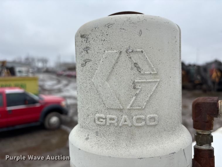 image for item FB3547 2007 Sterling Acterra fuel / lube truck